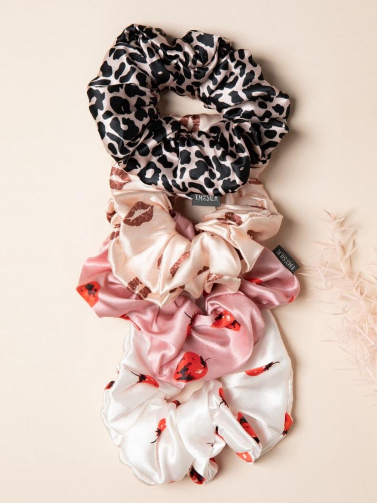 Seiden-Scrunchies mit besonderem Design