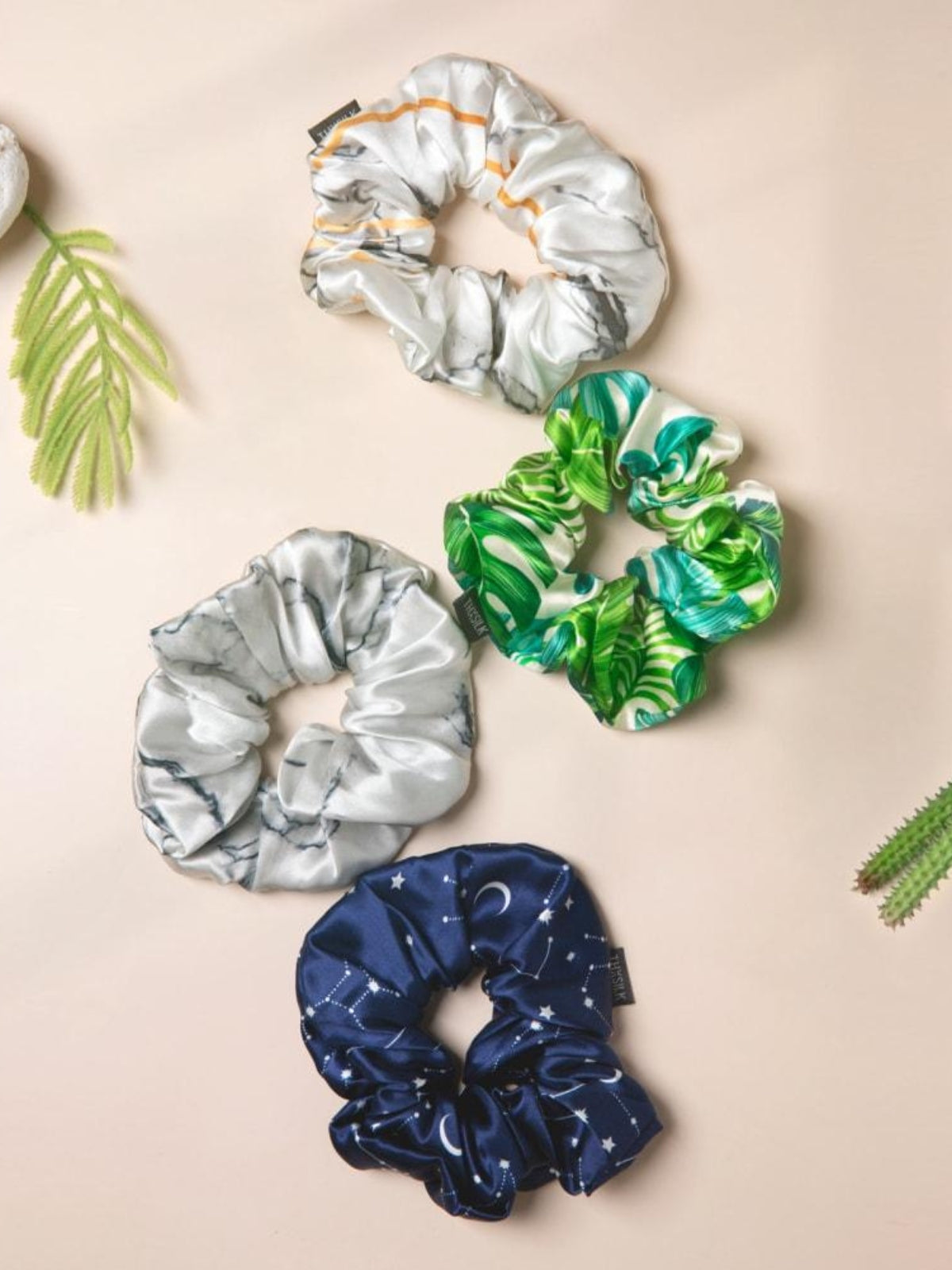 Seiden-Scrunchies mit besonderem Design