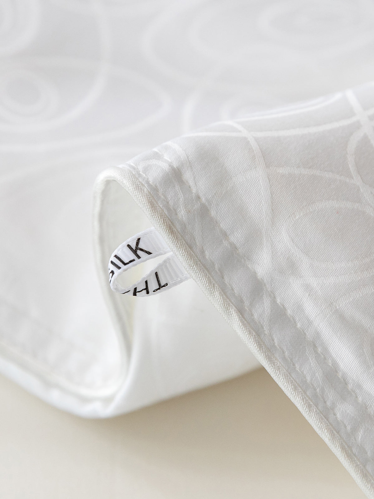 Premium Winterdecke aus Doppelkokon Seide Exklusive Qualität