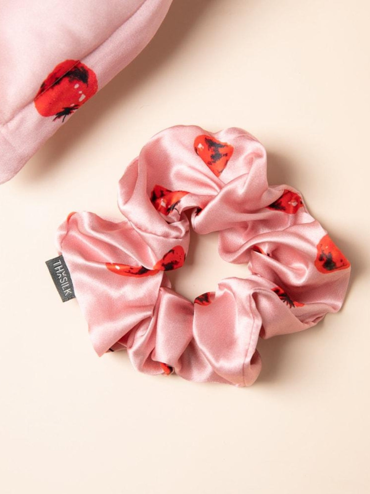 Seiden-Scrunchies mit besonderem Design