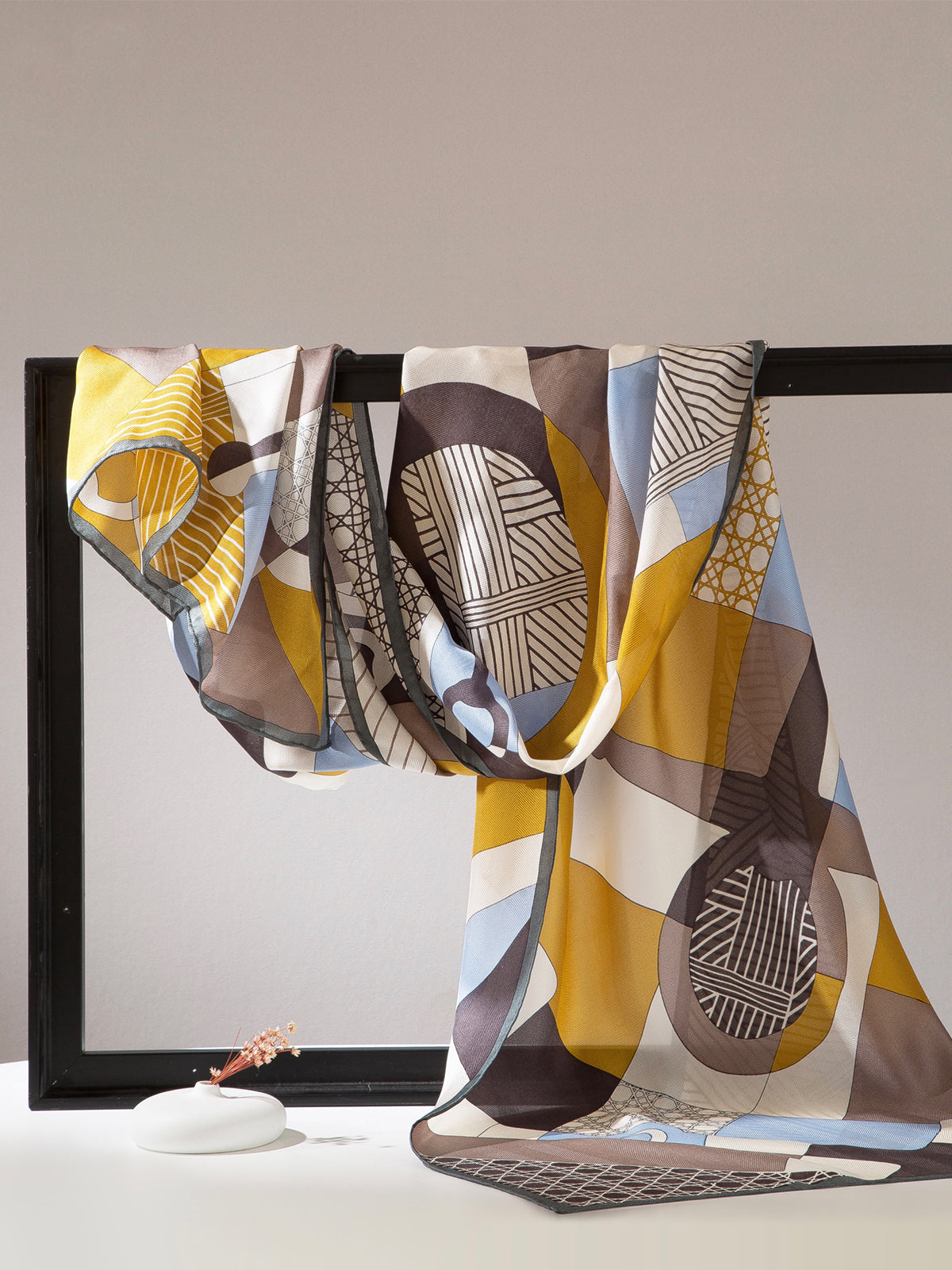 Langer Seidenschal aus Maulbeerseide Leichter und fließender Seiden Überwurf