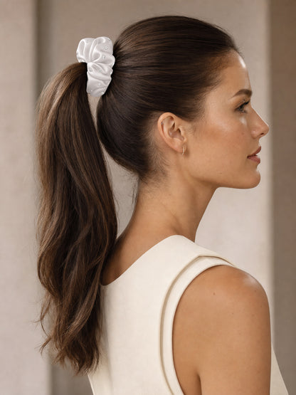 30 Momme Seidenscrunchie mit Strass