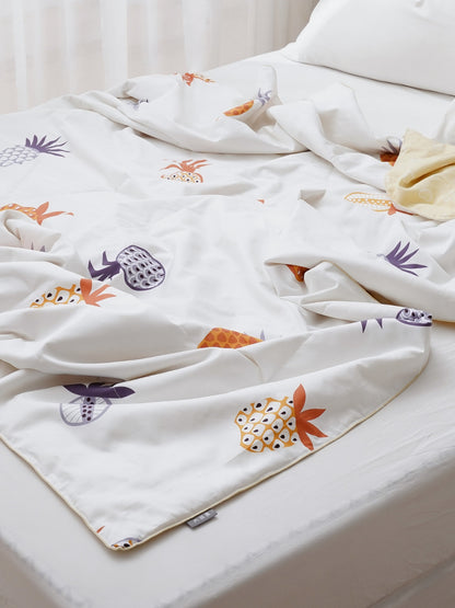 Seidene Sommerdecke mit Ananas-Design – Ausverkauf