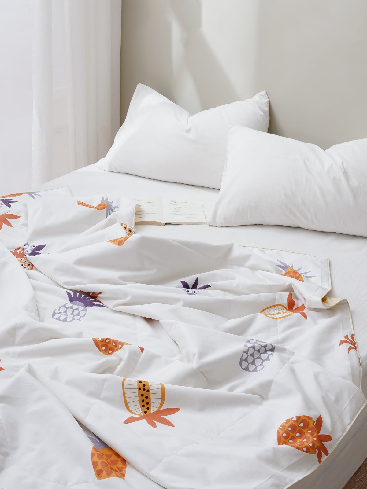 Seidene Sommerdecke mit Ananas-Design – Ausverkauf