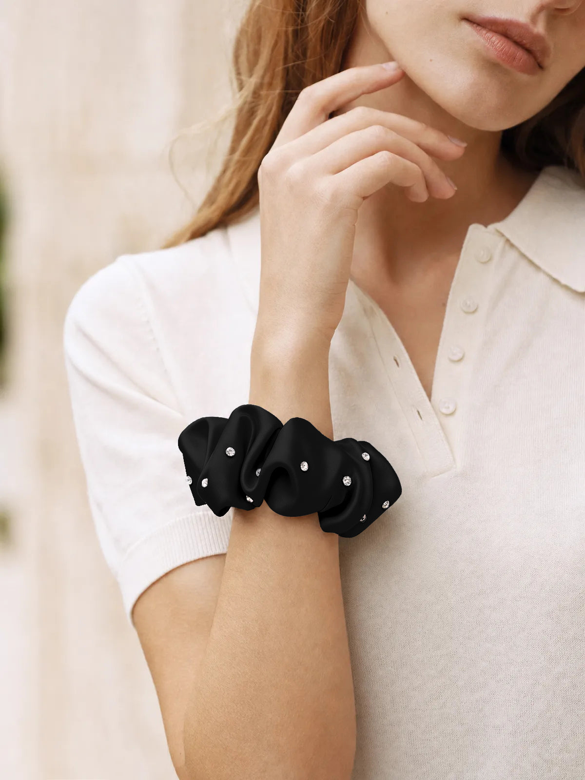 30 Momme Seidenscrunchie mit Strass