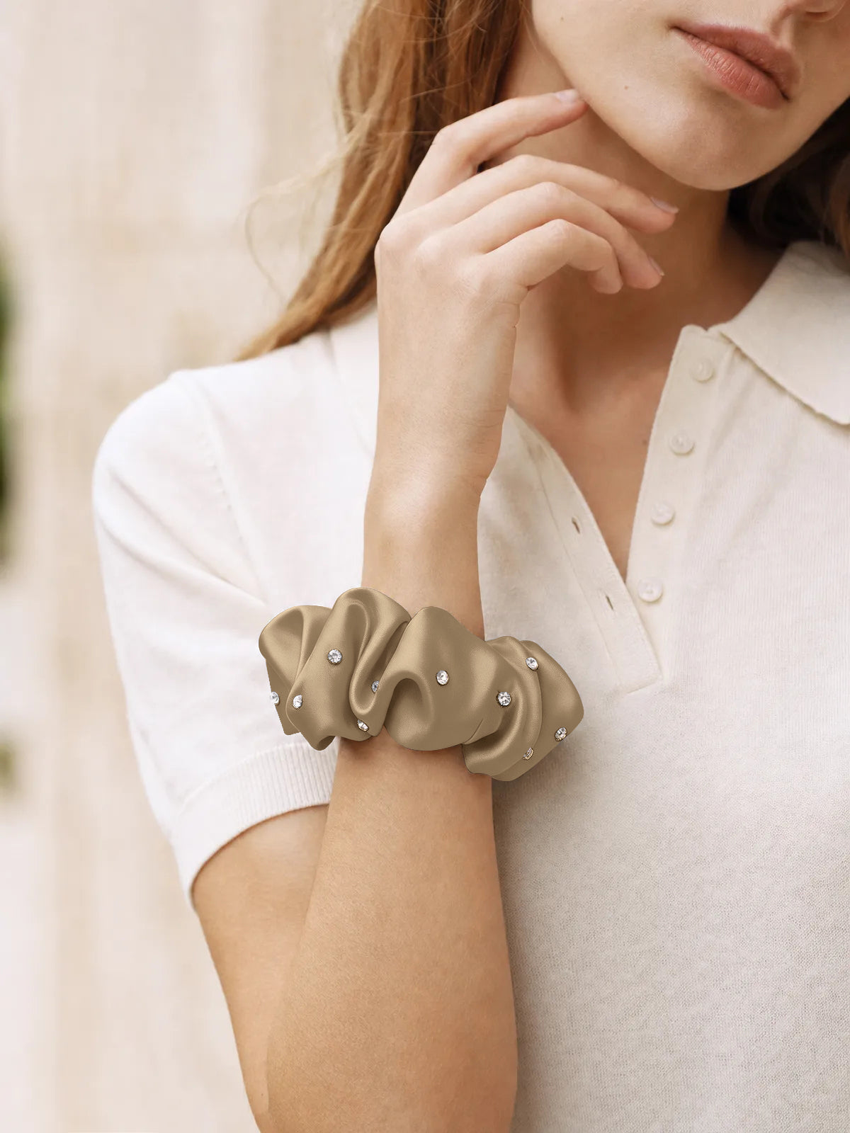 30 Momme Seidenscrunchie mit Strass