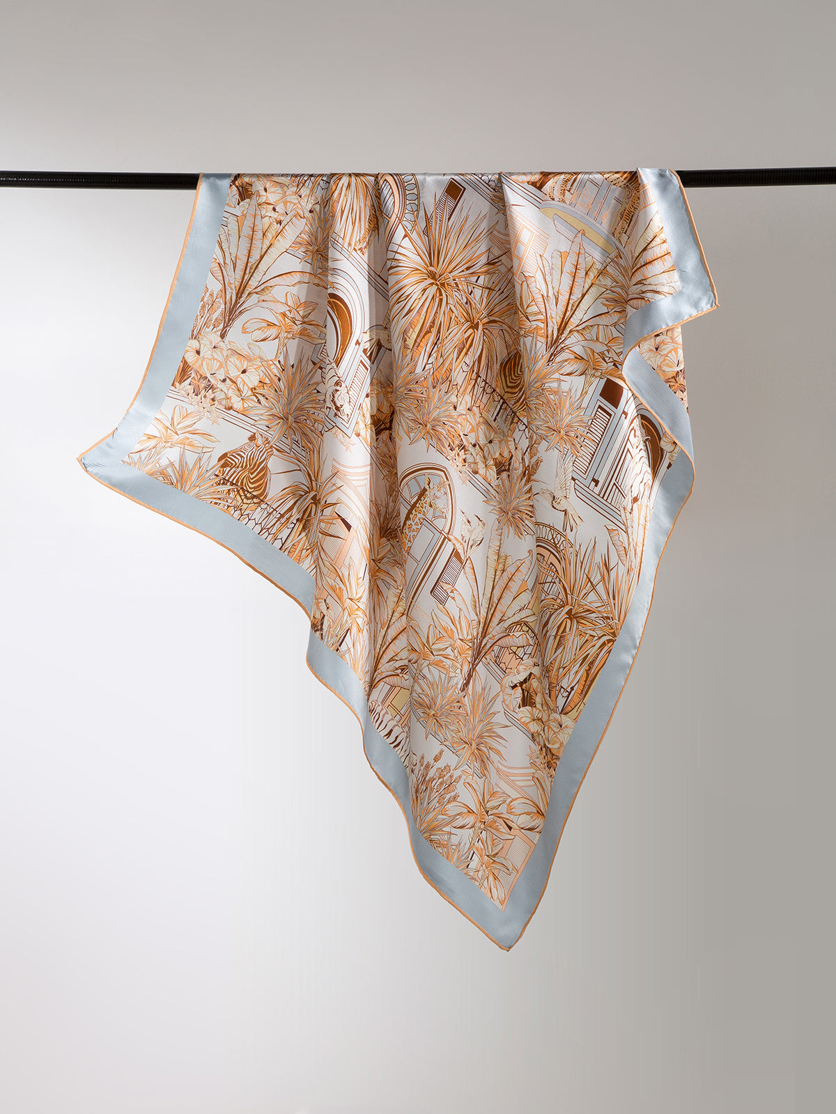 Vielseitiges Seidentuch 88x88 cm Als Elegantes Kopftuch Schal oder Pareo Tragbar