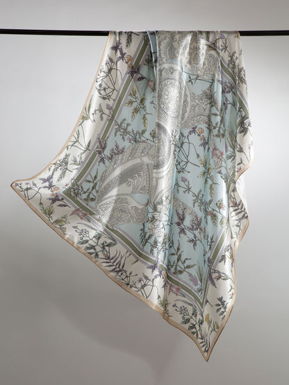 Großes Quadratisches Seidentuch 88x88 cm Luxuriöses Seiden Accessoire für Damen