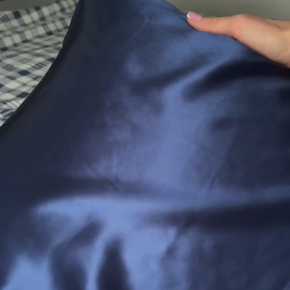 Laden Sie das Video: 